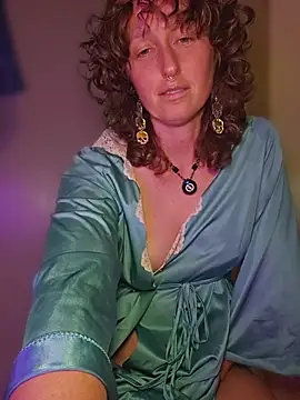 mossy_kiss' Live XXX Chat