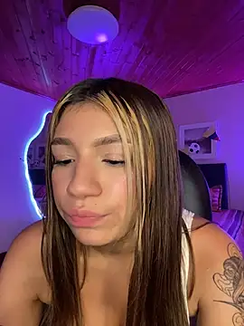 Isabella18_pink's Live XXX Chat