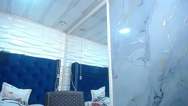 SalmaTits Chat XXX live