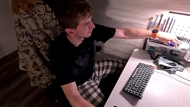 Einar_Nut's Live XXX Chat