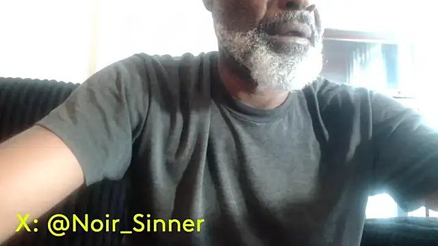 צ'אט XXX בשידור חי של sinnernoir