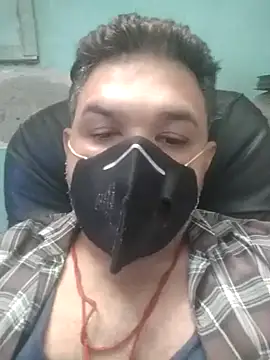 Онлайн чат XXX mastboyaa