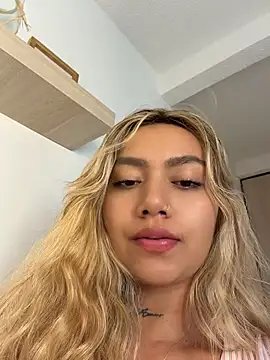 دردشة amanda-medrano1 الجنسية المباشرة