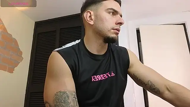 Josh_miller01 Chat XXX live