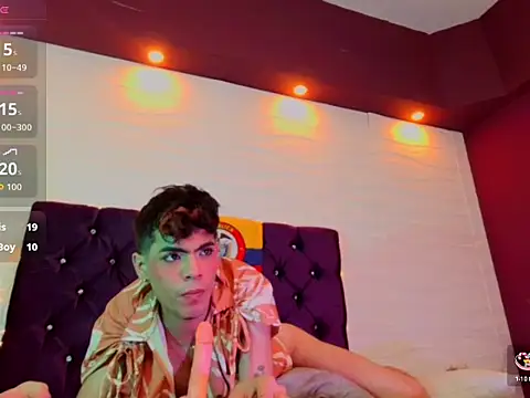Chat XXX ao vivo de Nicolass_23