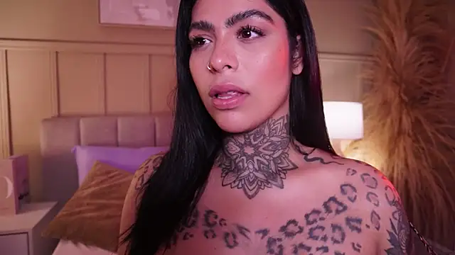 curvyliciousss Live XXX-Chat