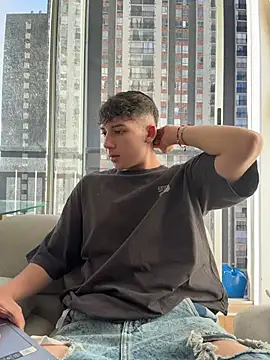 Chat XXX Live OLIVER_K
