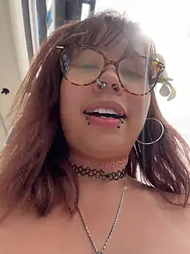 moan4mona XXX чат на живо
