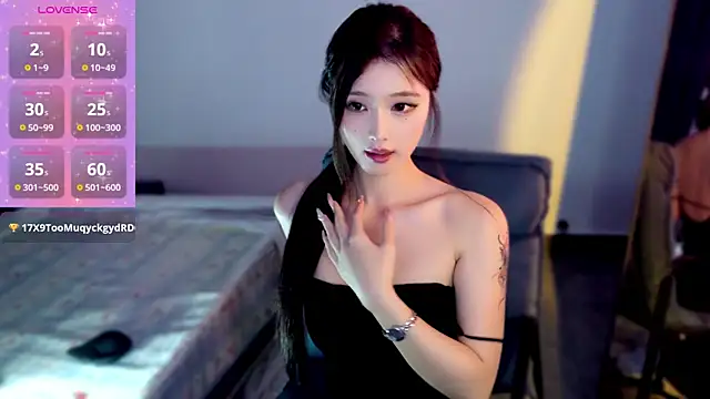 Xiaoxiao-Lopy 现场XXX聊天