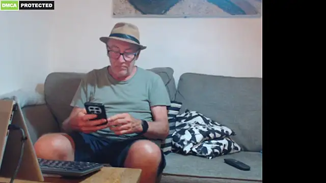 bluedae1 – Naživo XXX chat