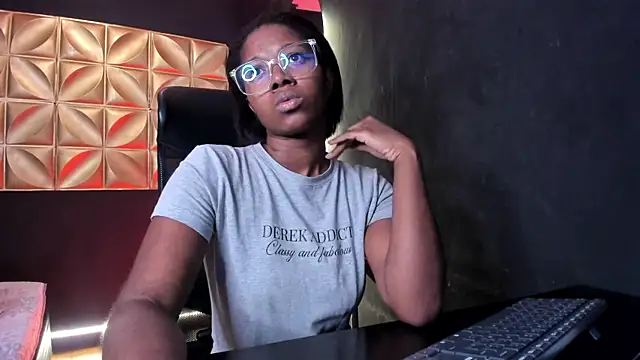 Chat +18 de connywellss ao vivo