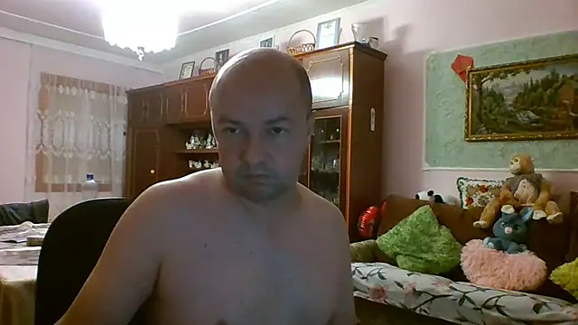 Онлайн чат XXX Luceriusbigass