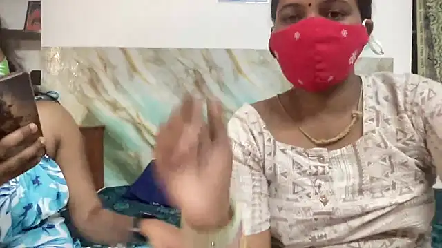 Živý XXX chat Tamil_Sajitha