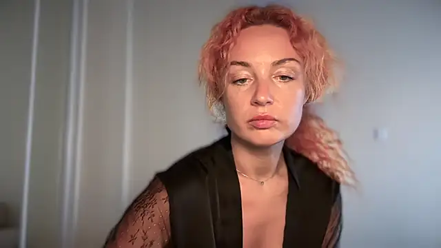 Reddgiirl élő XXX-chatje