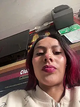 Chat XXX en directo de im_Emily_LS
