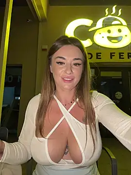 IsabellaEtthan 라이브 XXX 채팅