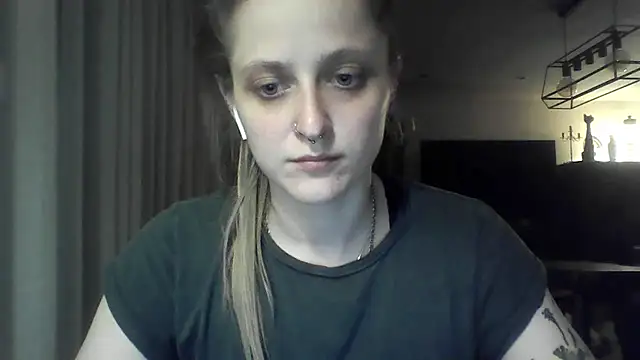 LeaWetGirl Show in webcam