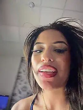 Chatroom XXX en direct de MystiqueXXX