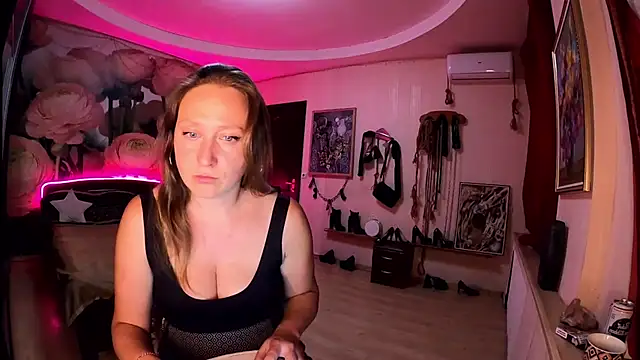 Chat +18 de MadDuo ao vivo