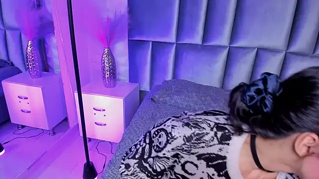 Chat XXX en directo de HollyPeach