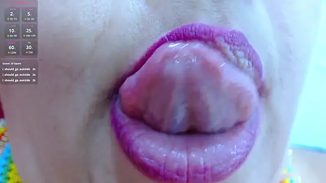 Kerly_Doll 现场XXX聊天