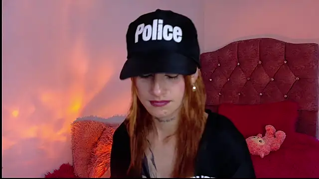 Živý XXX chat EliMonroe
