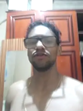 Chat XXX en directo de Gomesggc