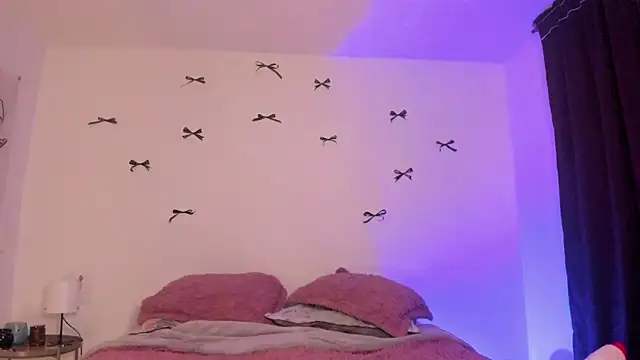 Chat +18 de Alessamoth ao vivo
