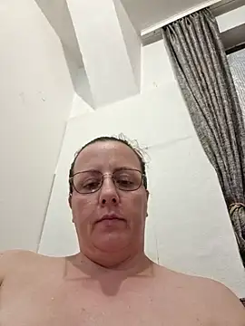 XXX chat uživo modela Goodass7
