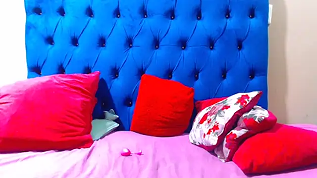 ebonycandy10 Adlı Modelin Canlı XXX Sohbeti