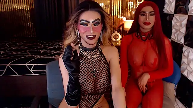 MonstrousCockDiva's Live XXX Chat