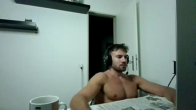 alpha-hunk Adlı Modelin Canlı XXX Sohbeti