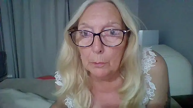 Chanel-56 Chat XXX in diretta