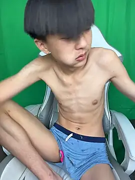 DD-101 Chat XXX live