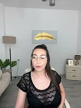 צ'אט XXX בשידור חי של Kylie_Kathy