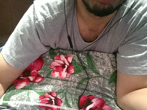 Precumboner Live XXX Chat