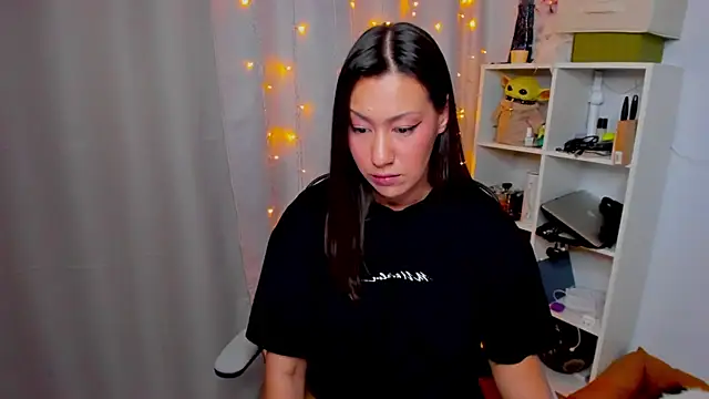 Chat +18 de FieryHeart ao vivo