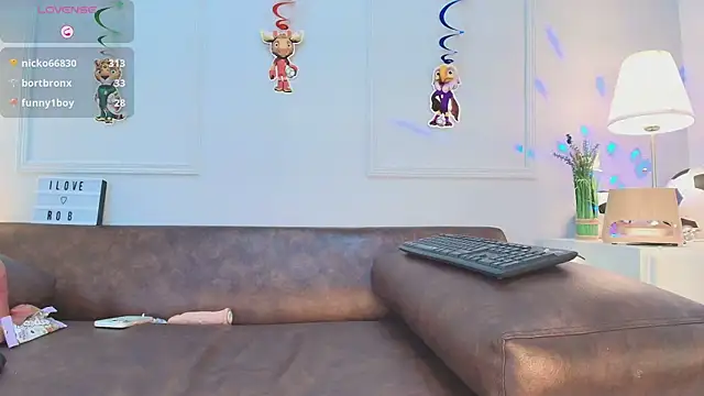 kittyblooms live XXX chat