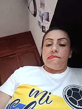 maynor_1998's Live XXX Chat