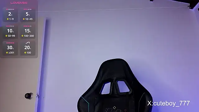 _Danny777's Live XXX Chat