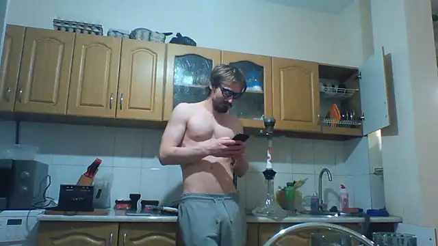 KaelNox Chat XXX in diretta