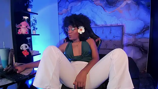 CataleyaMoon_ Chat XXX in diretta