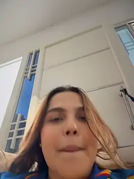 Colibri_xxx – Live XXX-chat