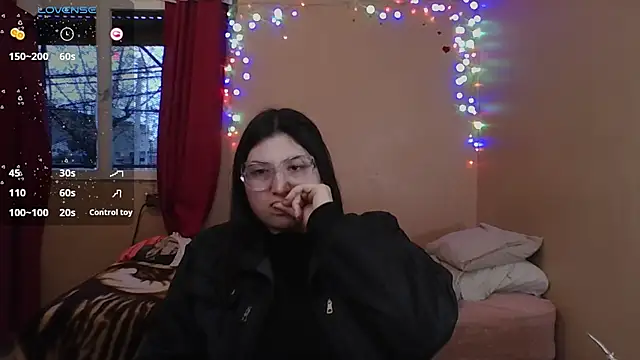 Živý XXX chat imsohornydacom