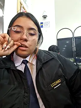 Angela__05 élő XXX-chatje