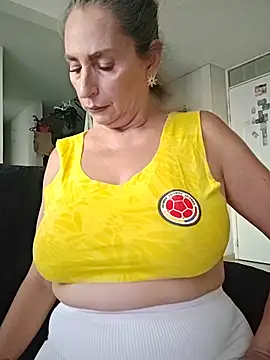 Lossexycacha Adlı Modelin Canlı XXX Sohbeti