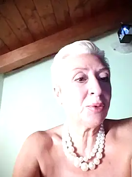 divinaerotica – Live XXX-chat