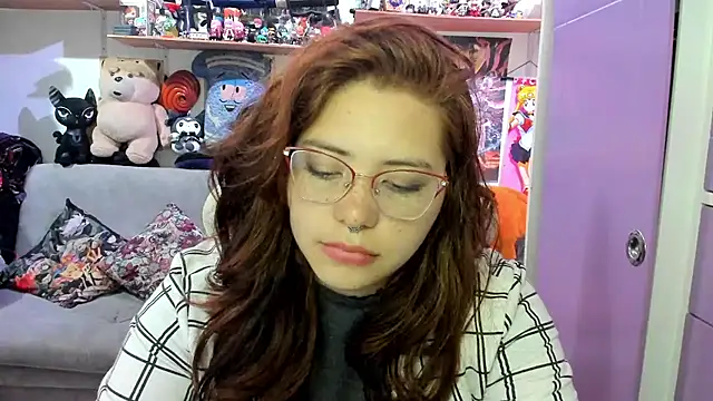 Chatroom XXX en direct de soficammy