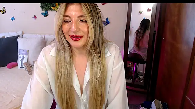 Jolie-Mature Live XXX-Chat