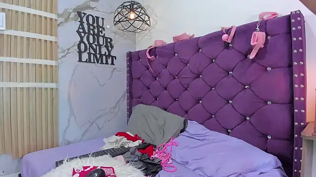 Eva-Lonx Chat XXX live